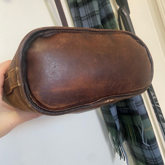 Vintage Leather Coach Bleeker Bucket Crossbody Bag - Picture 12 of 13